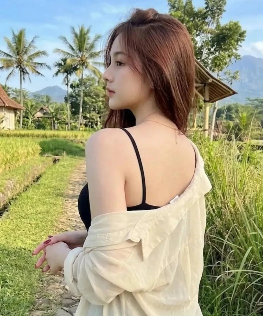 Zasmin Available – Maldivan escort in Indore — 2 / 4