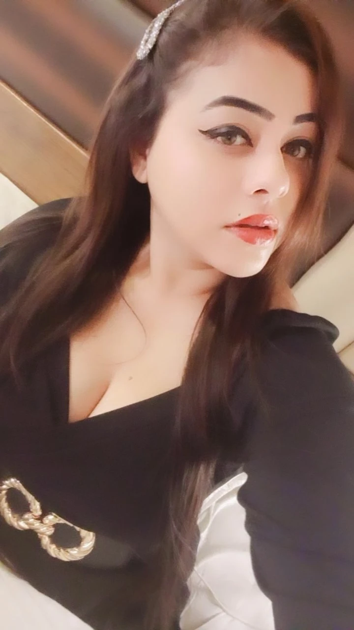 Genuine Call Girls Vip Female Escort – Indian escort agency in Hyderabad — 1 / 4