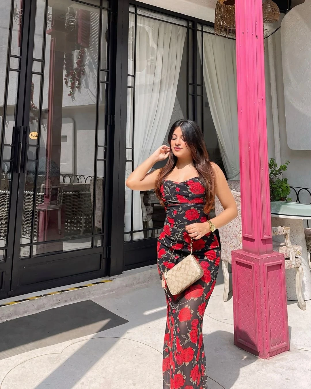 Kritika Sharma – Indian escort in Navi Mumbai — 3 / 4