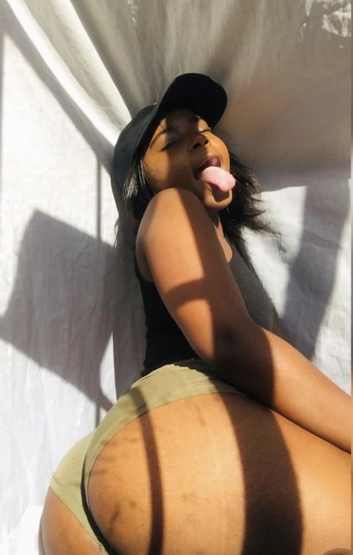 Kelly – Kenyan escort in Kampala — 4 / 5