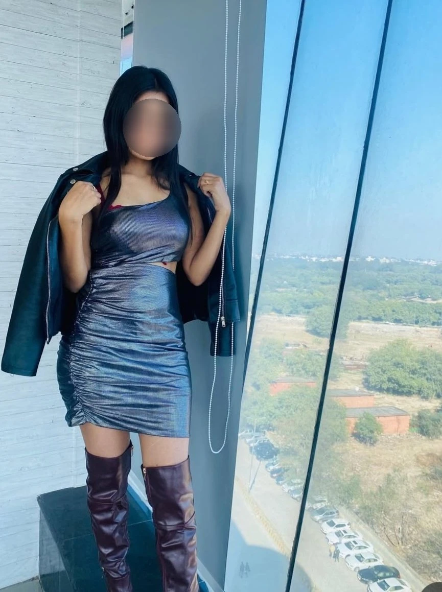 Soha- Making Moments Special – Indian escort in Mumbai — 4 / 7