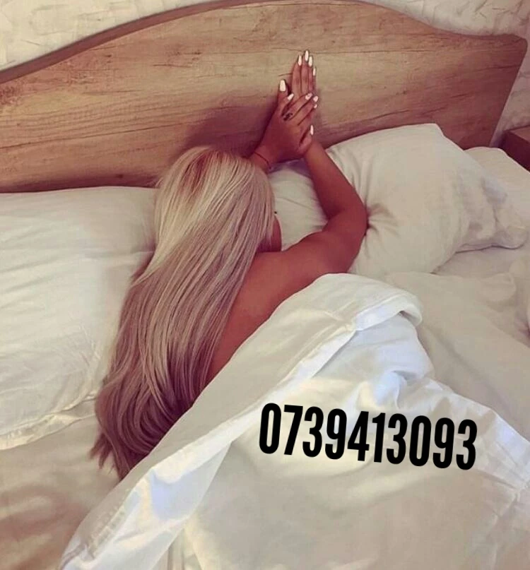 Amy – Romanian escort in Bucharest — 3 / 7