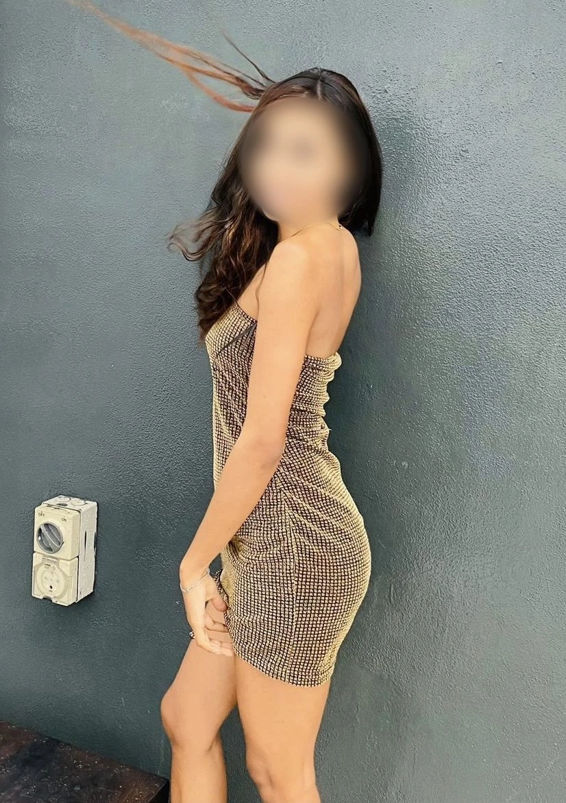 Charmaine Eva Young Petite GFE – Sri Lankan escort in Colombo — 4 / 26