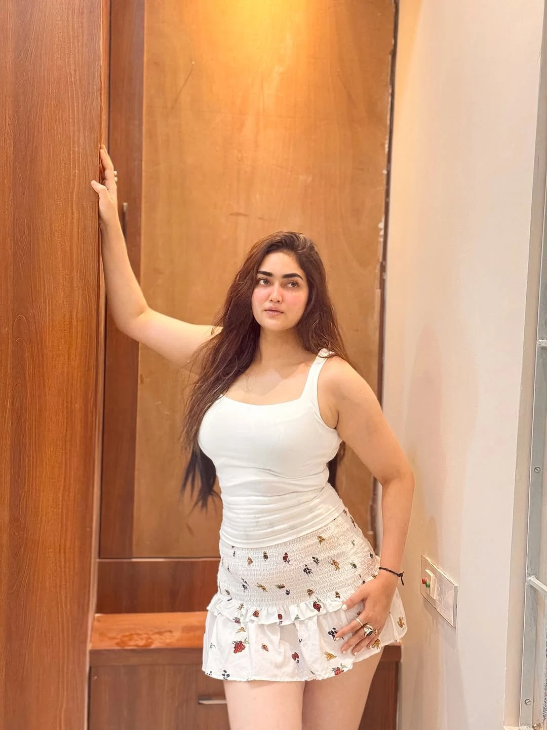 Lazmi – Indian escort in Kolkata — 1 / 3