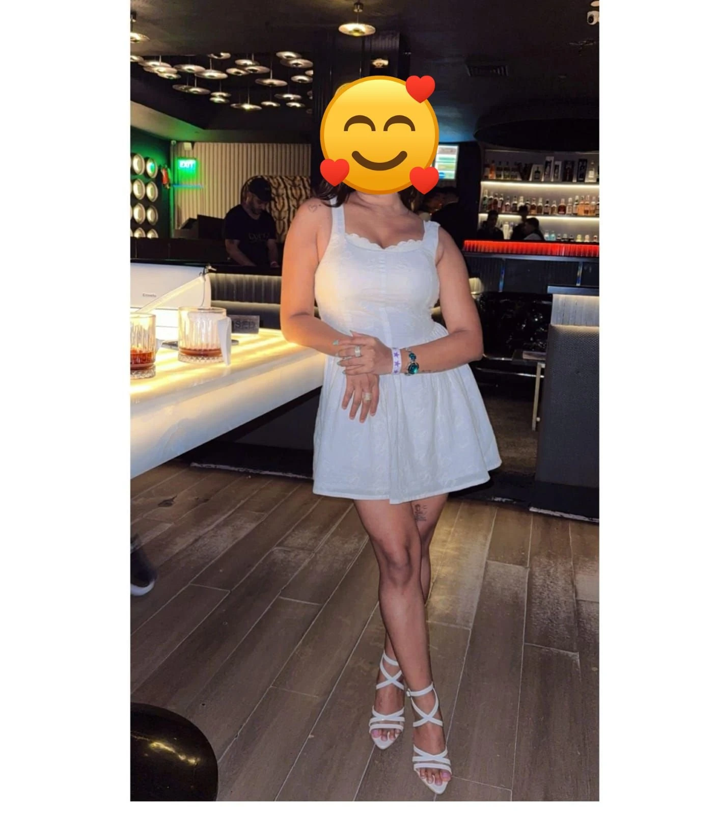 Khushboo – Indian escort in New Delhi — 4 / 5