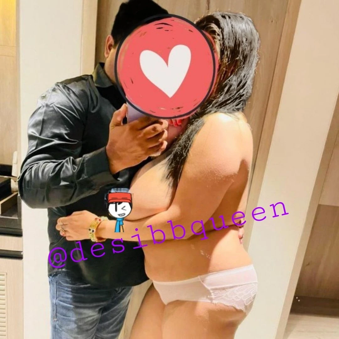 Malvika Big Boobs Housewife – Indian escort in Kolkata — 6 / 10