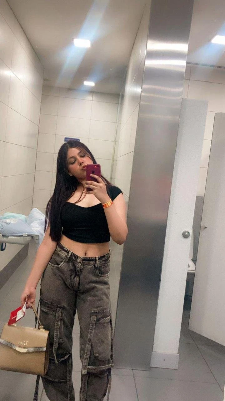 Vip Ruhi Genuine Call Girl – Indian escort in Pune — 1 / 11