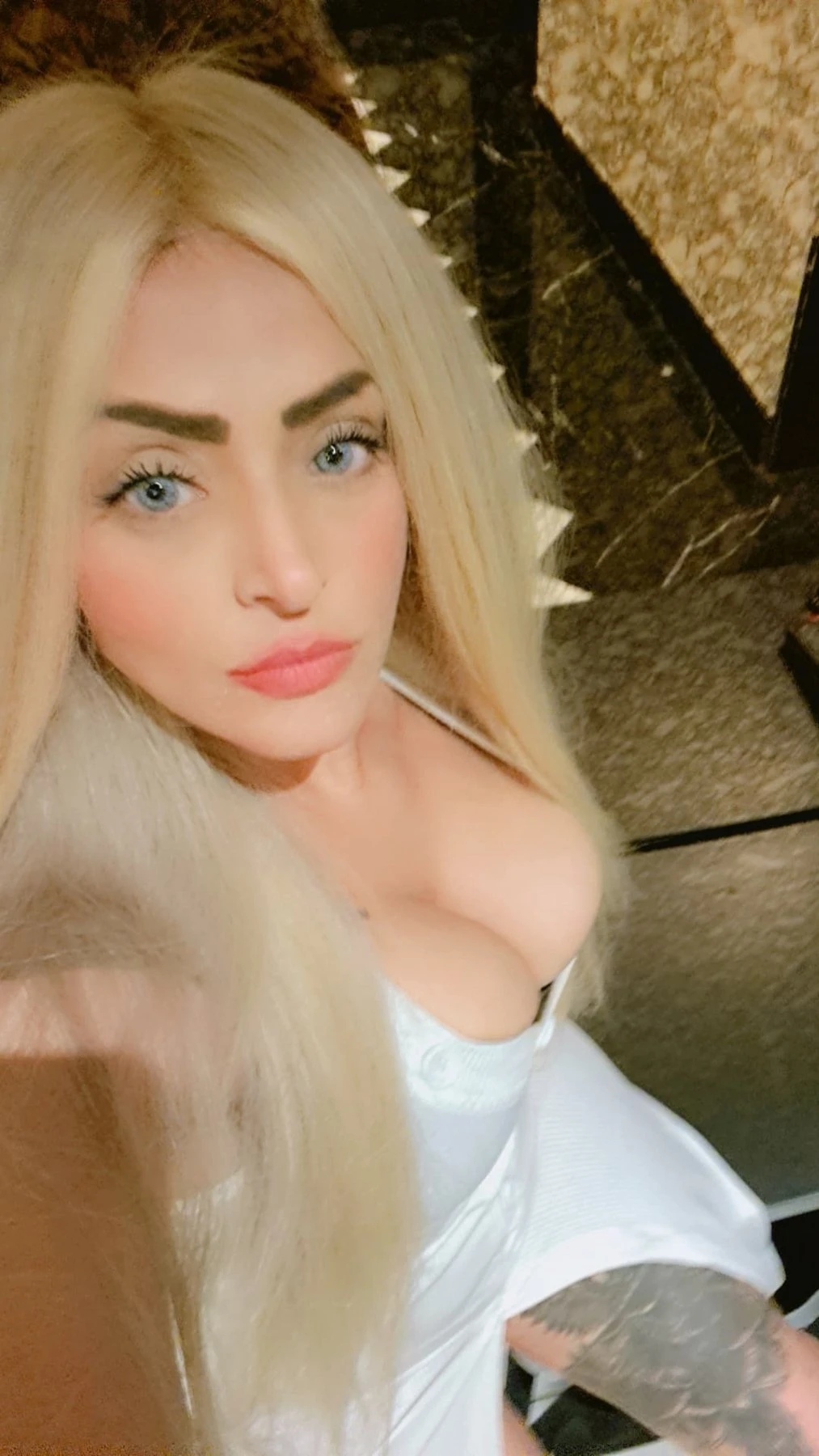 انجي – Lebanese escort in Beirut — 7 / 9