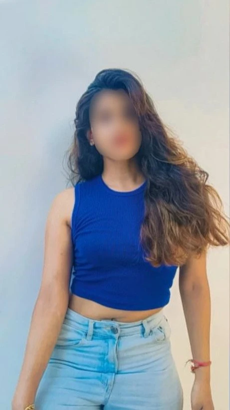 Soniya – Indian escort in Mumbai — 3 / 5