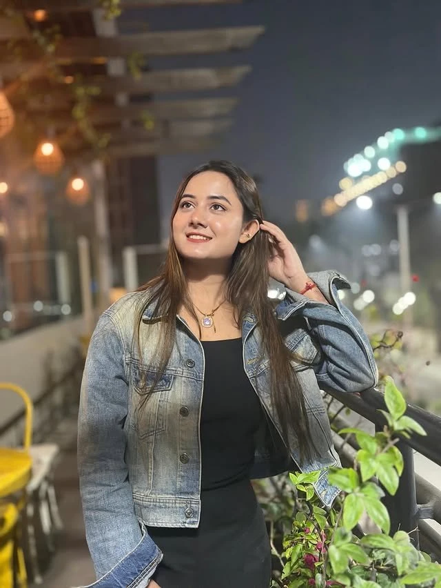 Nayara – Indian escort in Colombo — 8 / 12