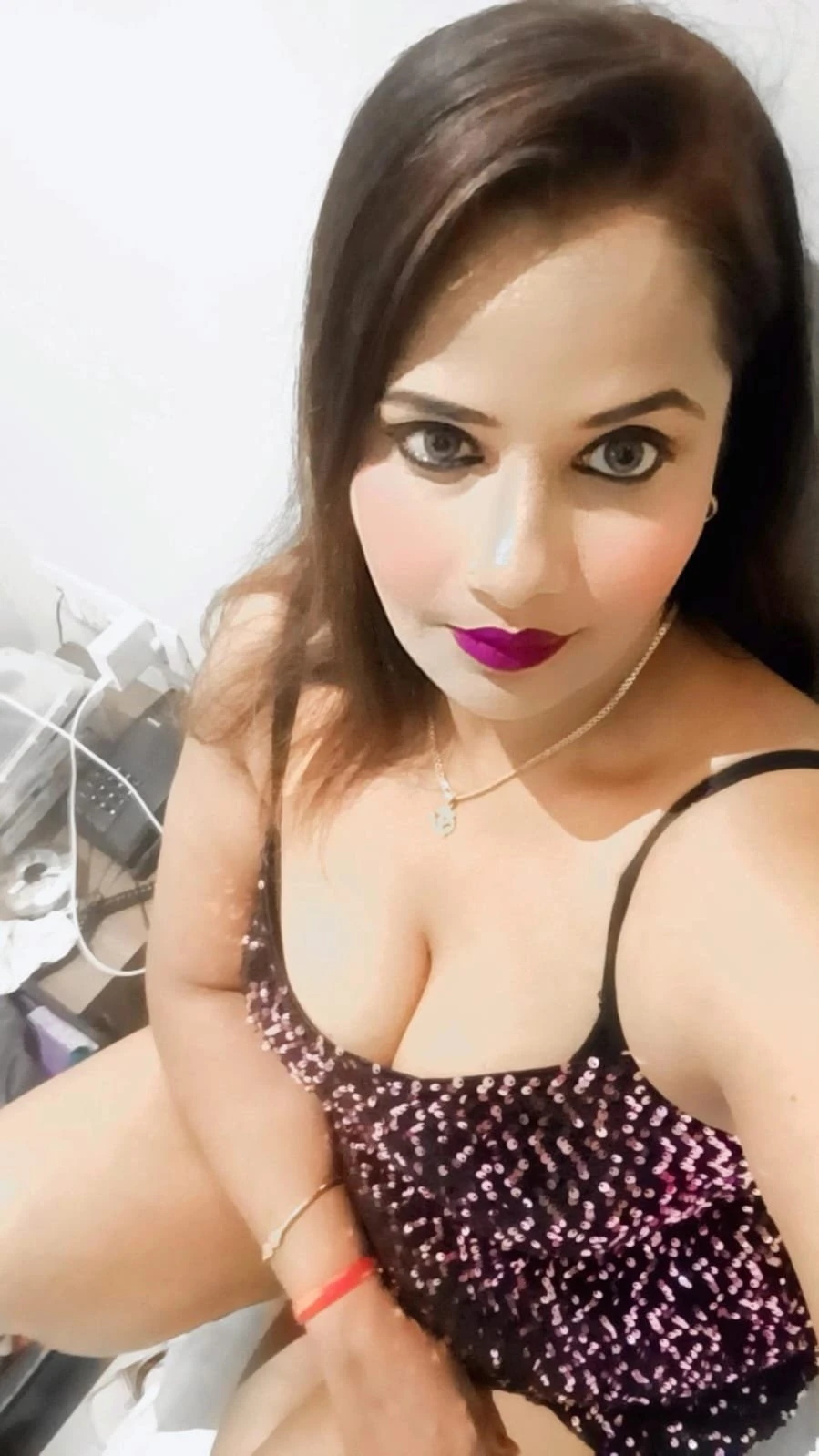 Neha Independent Escort Service – Indian escort in Kolkata — 3 / 24