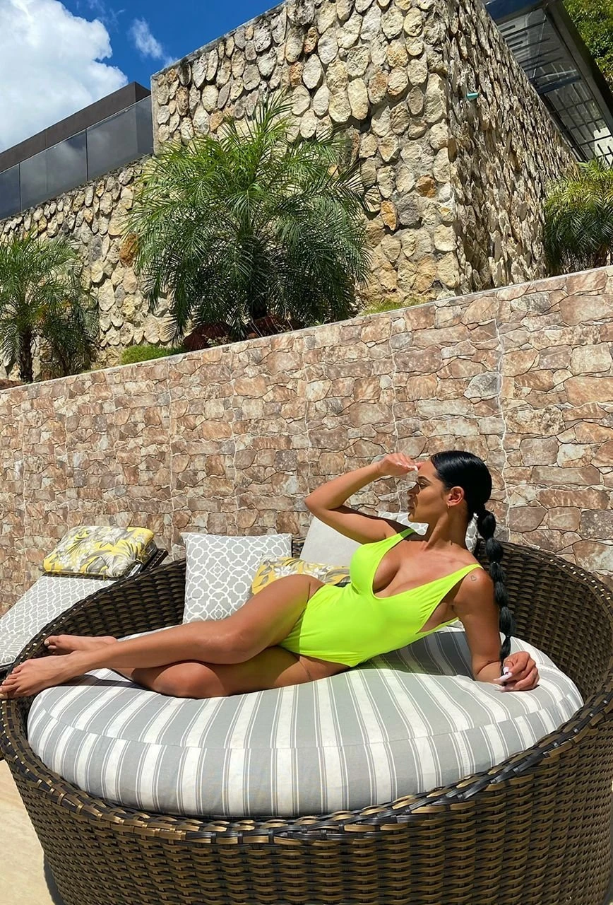 Kim – Venezuelan escort in Beirut — 3 / 6