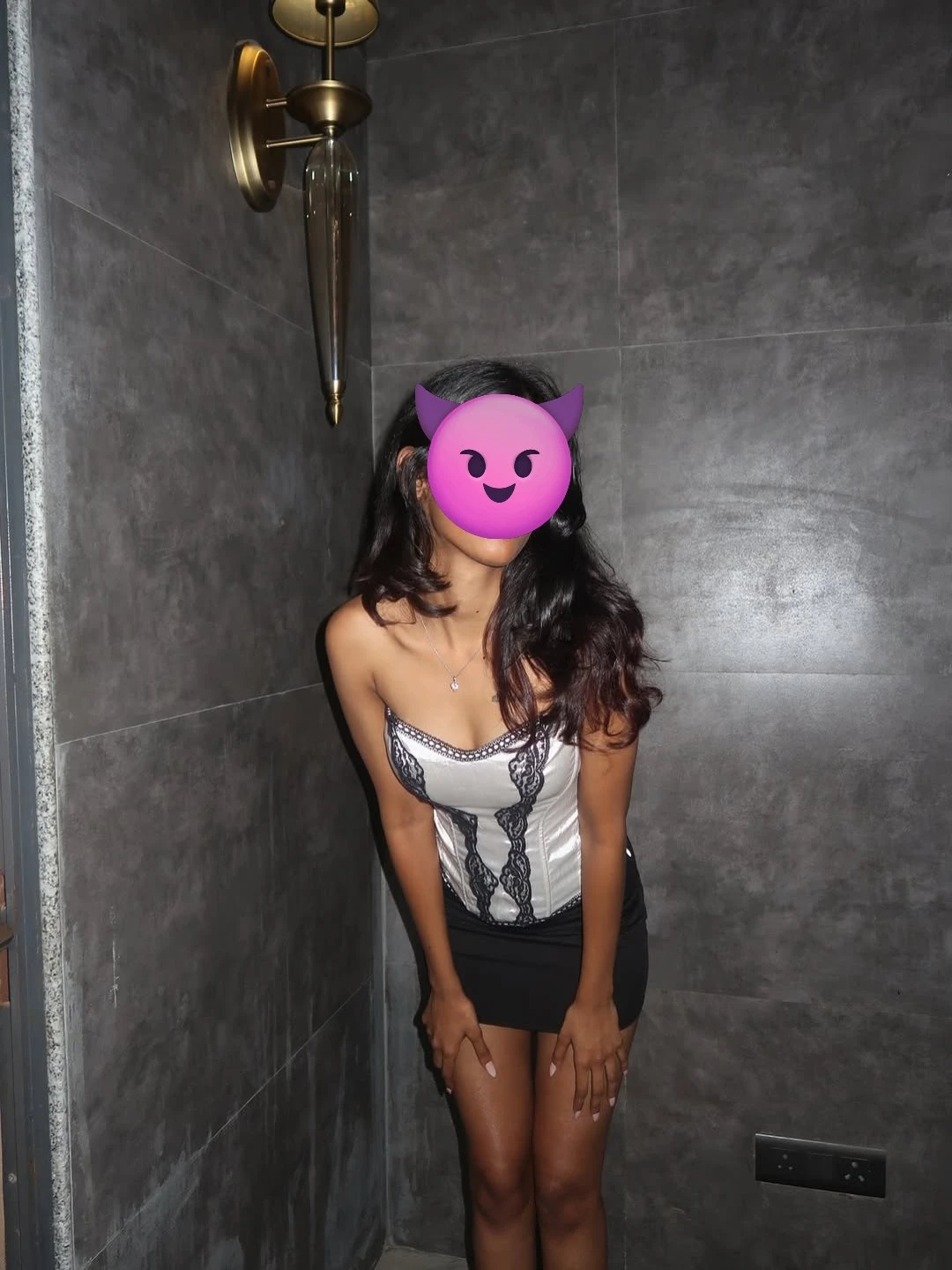 Ananya (Cam & Meet) – Indian escort in Mumbai — 4 / 10
