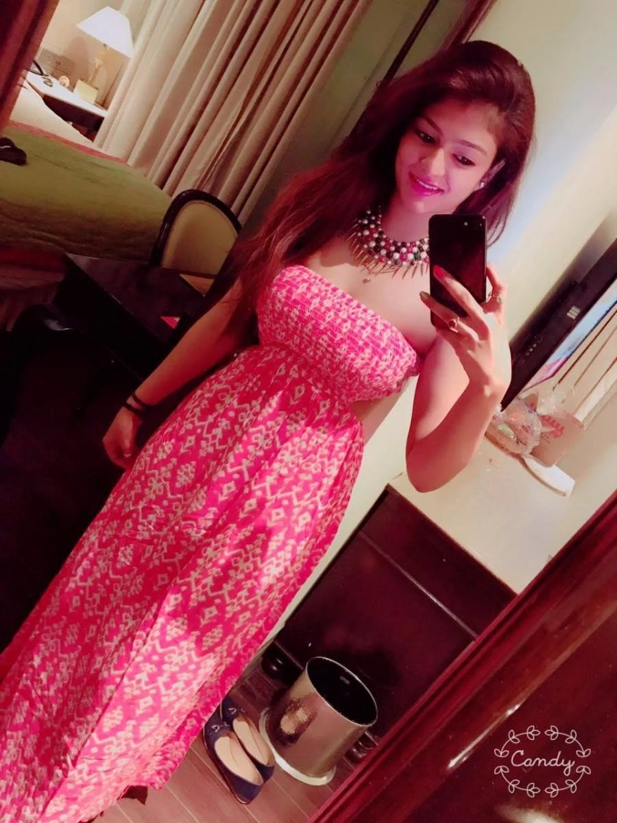 Taniya Patel – escort in Navi Mumbai — 2 / 5