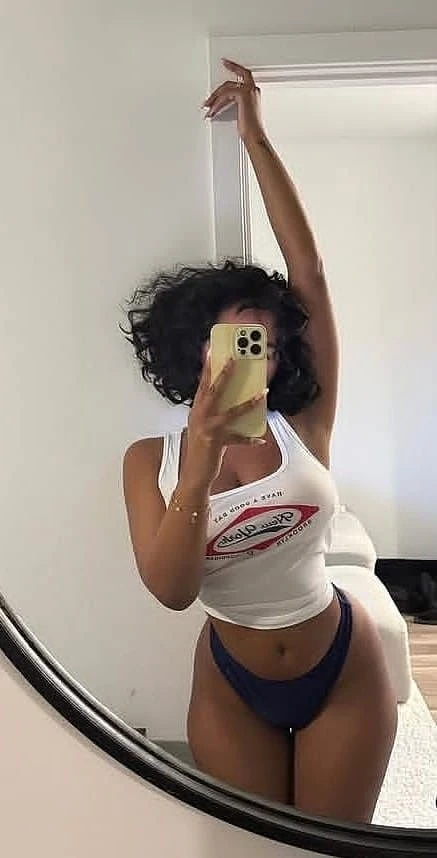 Sonia, Just Landed in the City 🇿🇦 – South African escort in Kathmandu — 3 / 4