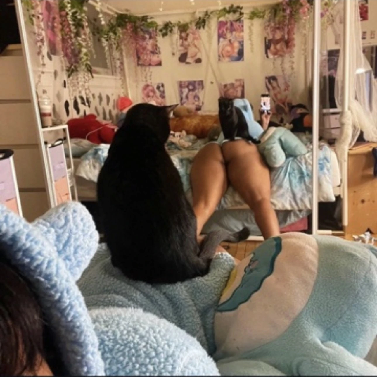 Precy – Ghanaian masseuse in Abidjan — 2 / 5