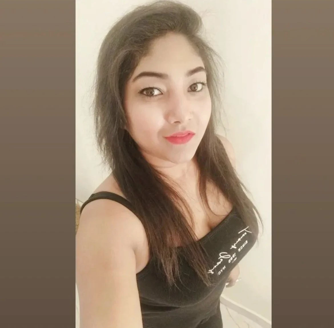 Vamika – Indian escort in Mumbai — 4 / 7