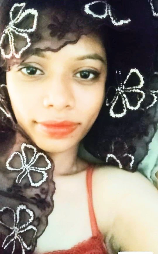 Hot Girl Ruhi - Real and Cam Meet – Indian escort in Kolkata — 1 / 9