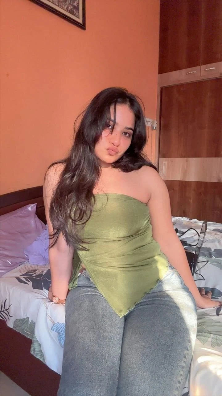 Shrija.. – Indian escort in Madurai — 3 / 5