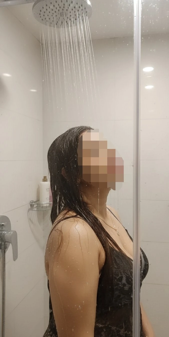 Sona Blowjob Expert 26yrs Independent – Indian escort in Mumbai — 3 / 10