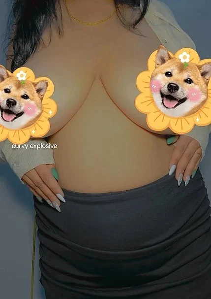 Curvy Explosive – Indian escort in Mumbai — 5 / 9