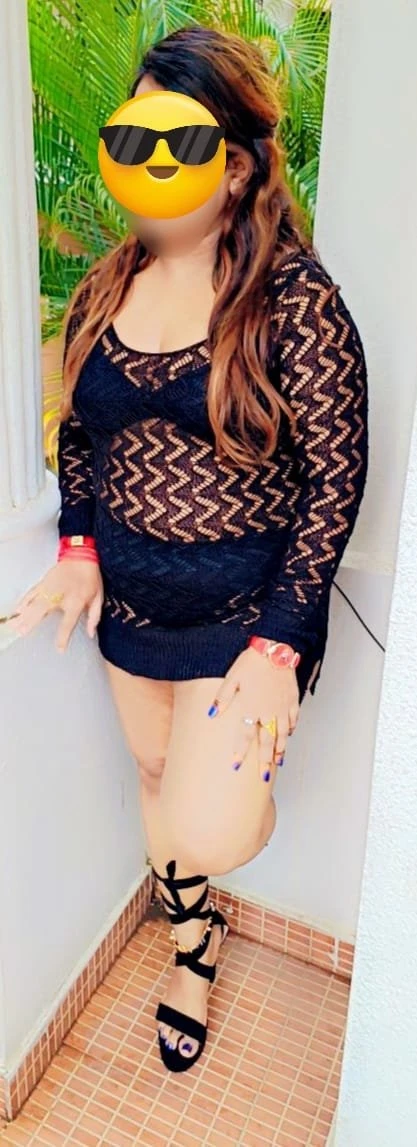 zaina khan hot wife – Indian escort in Hyderabad — 15 / 26