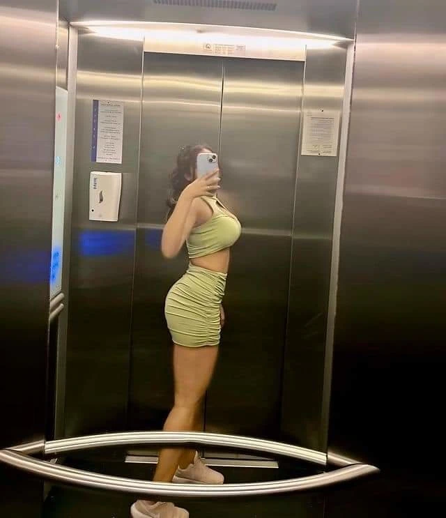 Swati Only Cash Payment – Indian escort in Kochi — 3 / 5