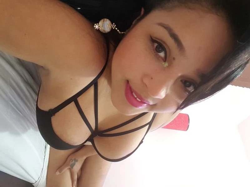 Sisi – American escort in Beirut — 15 / 16