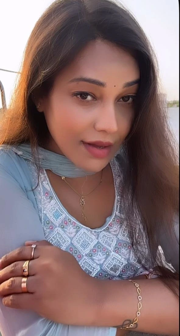 Nishaagarwal – Indian escort in Hyderabad, Escort, Hyderabad