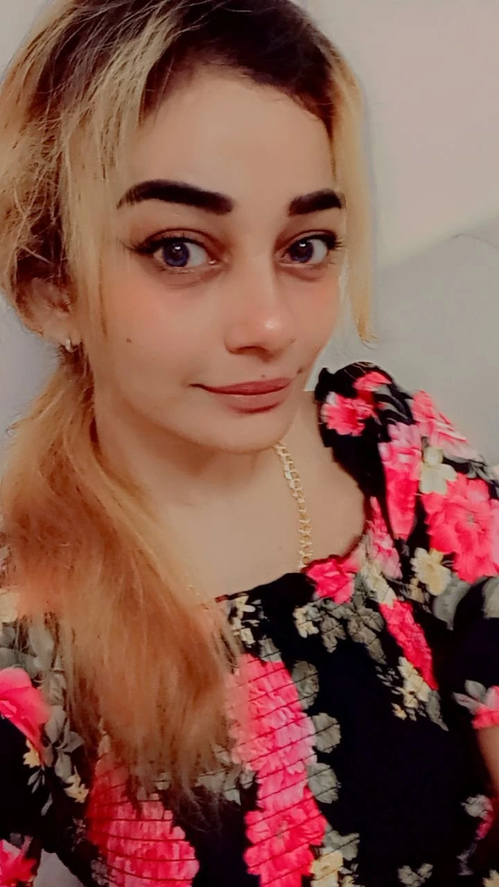 Natasha – Sri Lankan escort in Colombo — 2 / 5