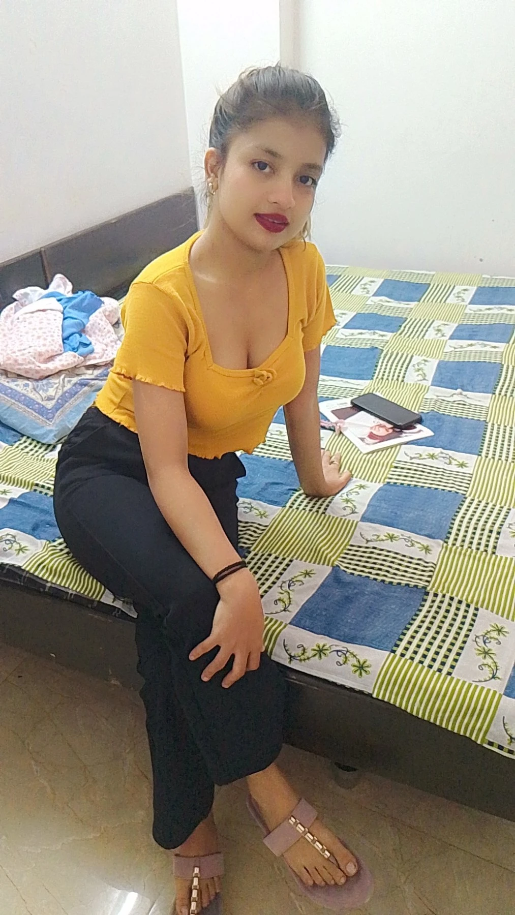 Akruti Independent Video Confirmation – Indian escort in New Delhi — 4 / 13