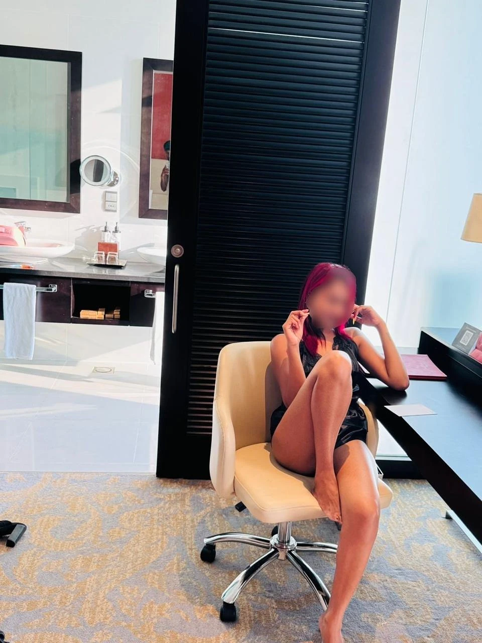 Hasangi – Sri Lankan escort in Colombo — 9 / 16