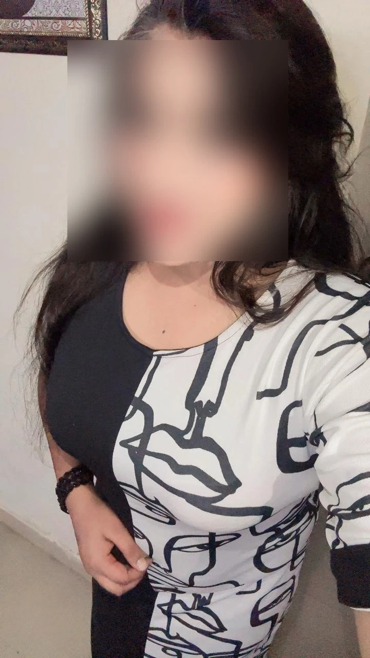 Himanshi – Indian escort in New Delhi — 3 / 5