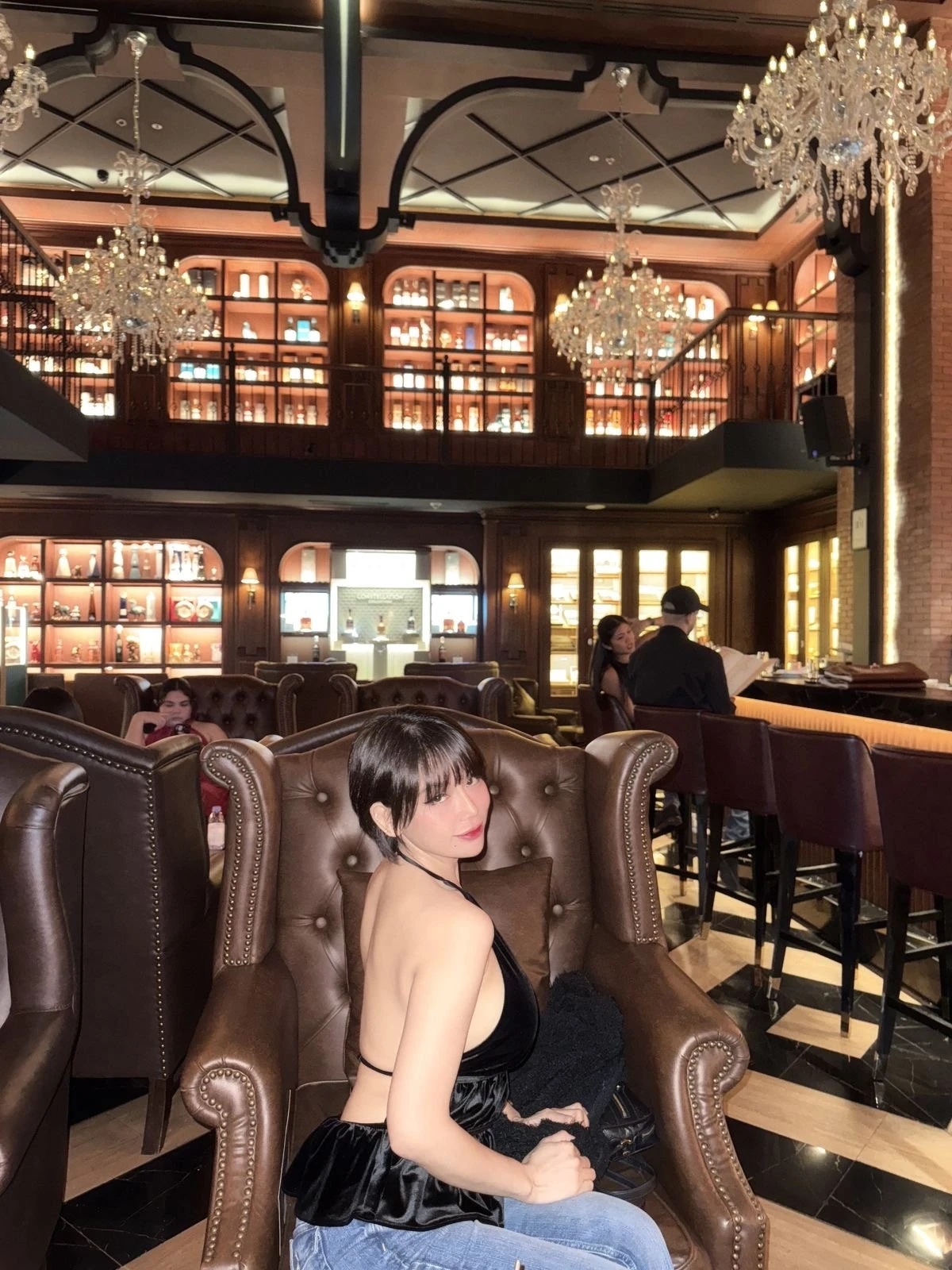 Mina – South Korean escort in Pyeongtaek — 3 / 9