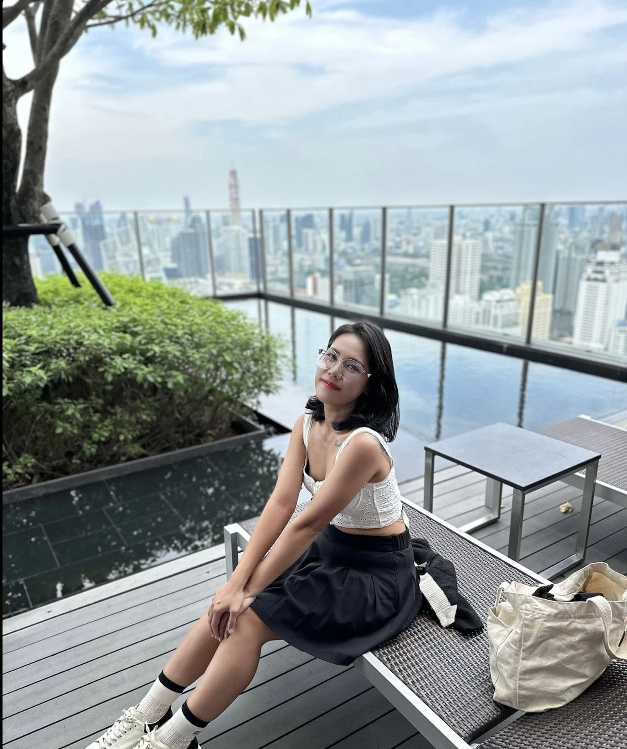 Mina – Filipino escort in Montenegro — 2 / 4