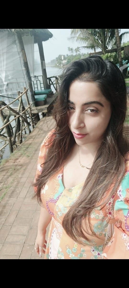 Payal – escort in Hyderabad — 3 / 13