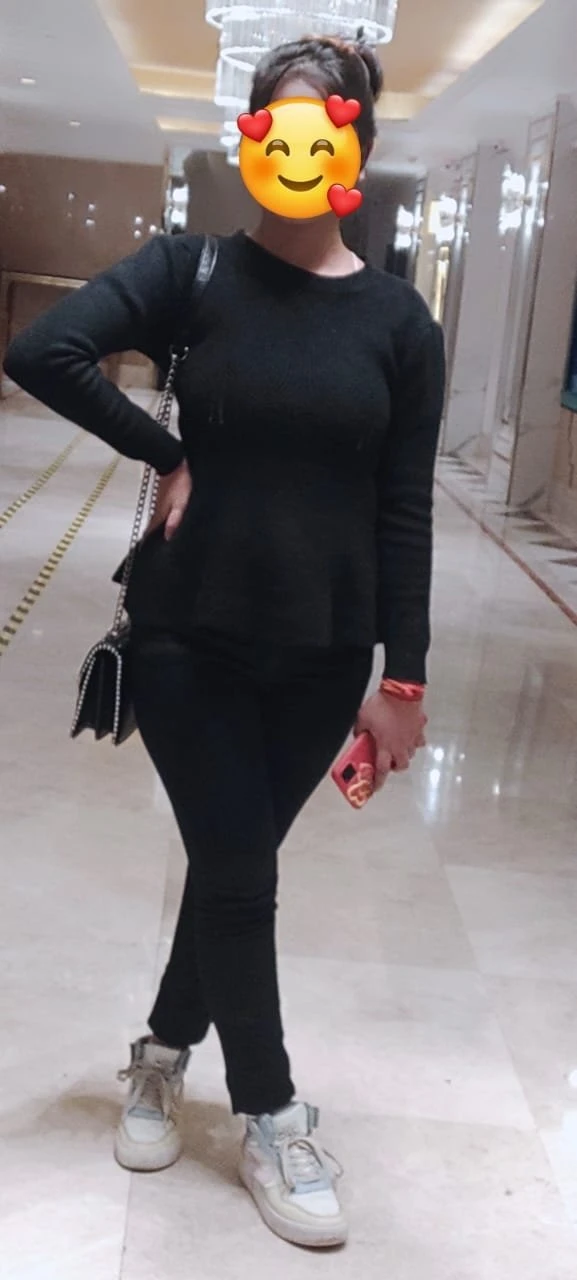 Classy Independent Escort in Aerocity – Indian escort in New Delhi — 1 / 7