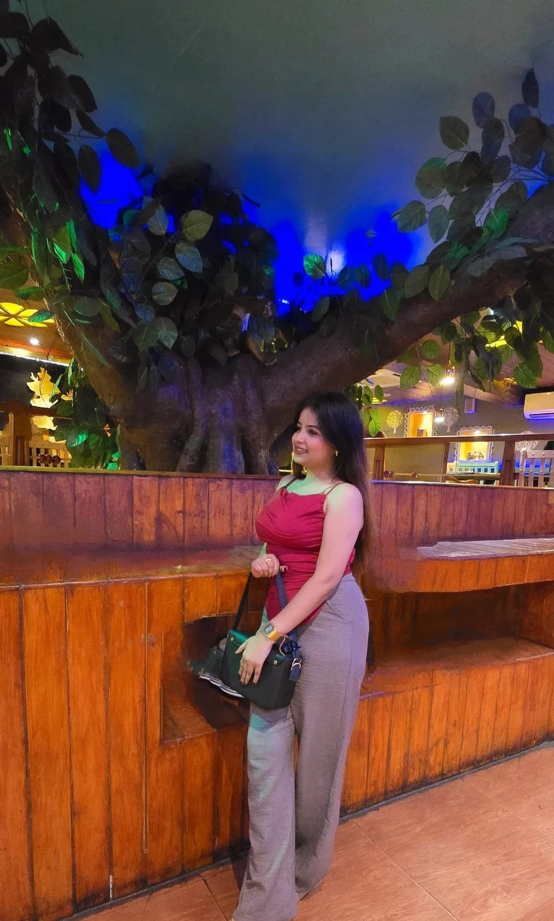 ꧁☬⋆༒Nandani⋆☬꧂{ Cam & real } – Indian escort in Mumbai — 3 / 5