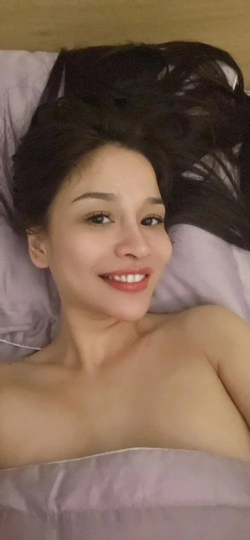 Lucy – Vietnamese escort in Ho Chi Minh City — 2 / 12