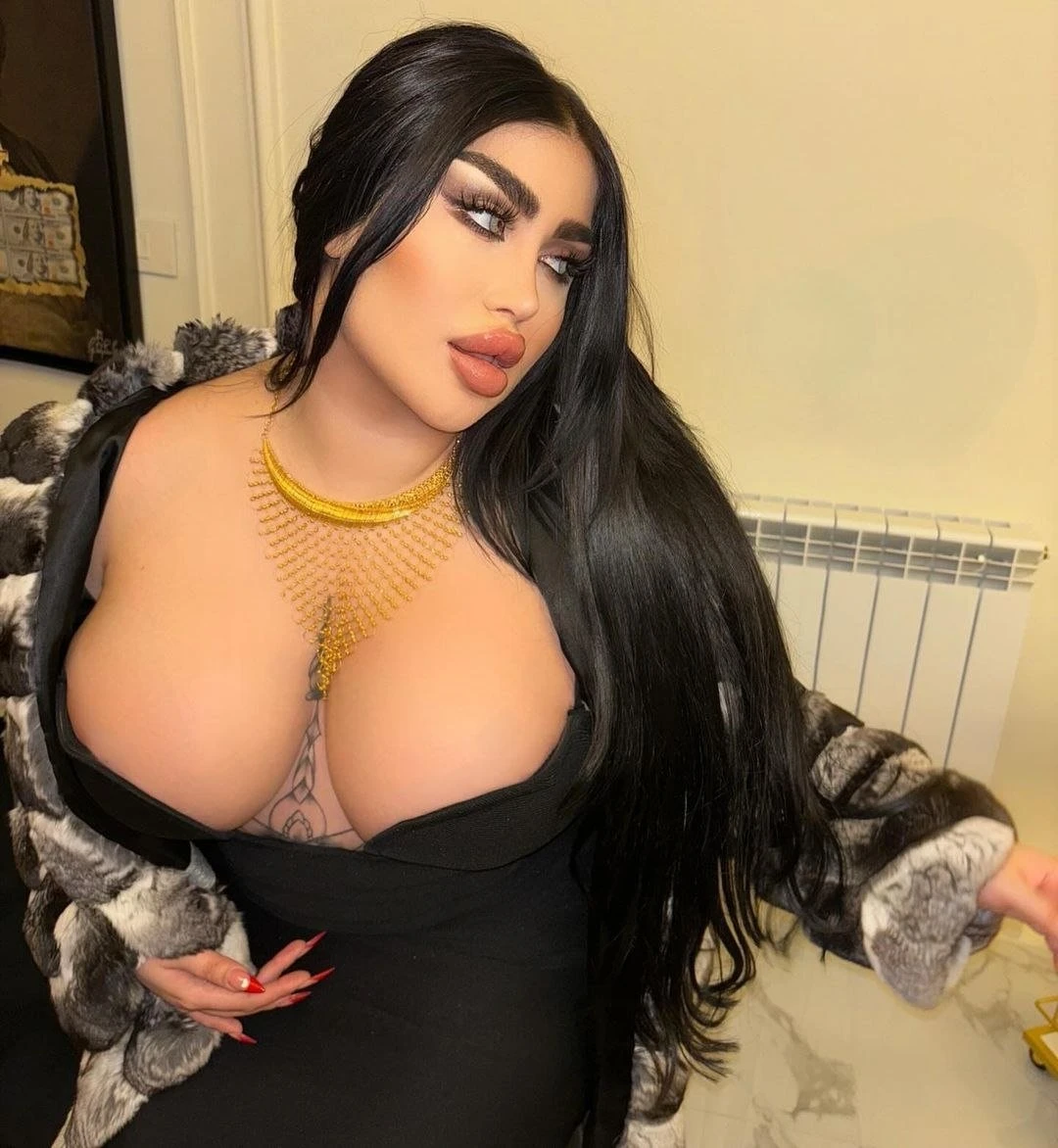 Karll – escort in Beirut — 5 / 8