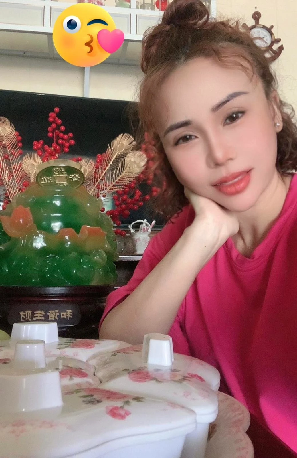 Zizi – Vietnamese escort in Hanoi — 3 / 4