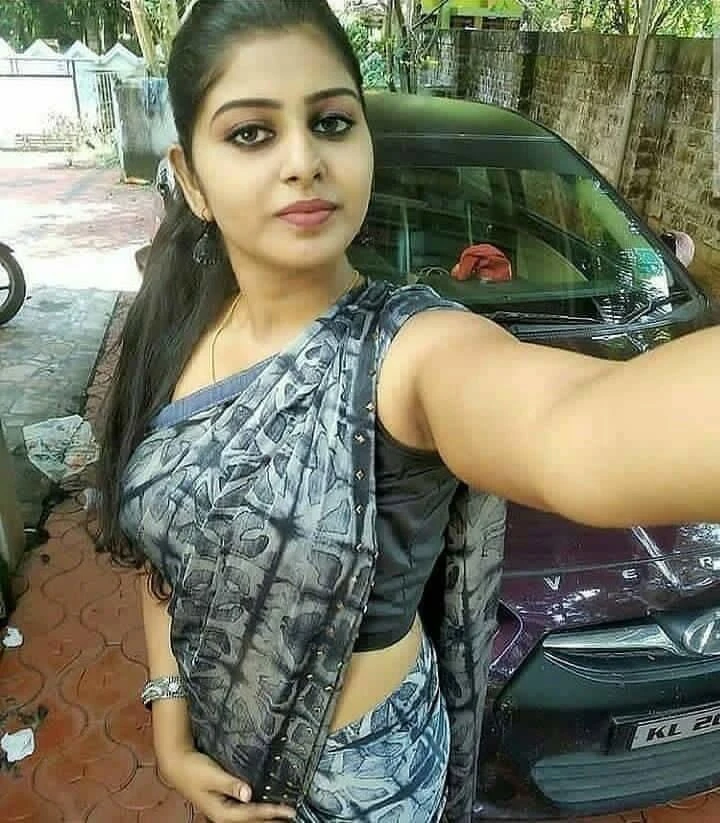 Saloni Sharma – Indian escort in New Delhi — 2 / 3