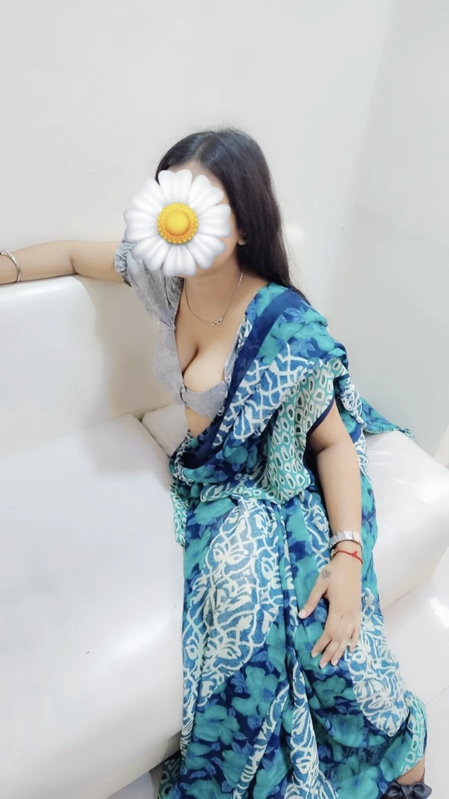 I Am Zoya for Live Cam N Real Meet – Indian escort in New Delhi — 4 / 9