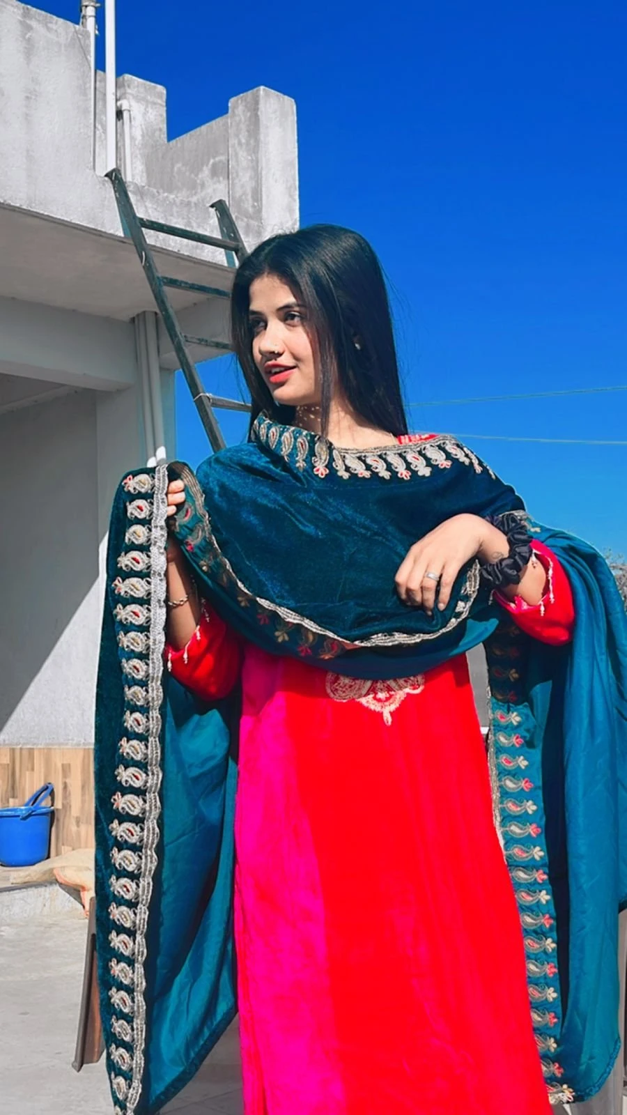 Noor cam show real meet – Indian escort in Hyderabad — 13 / 17
