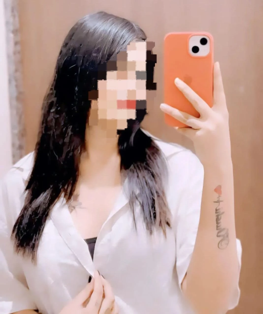 Only cash payment hotel service – Indian escort in Mumbai — 2 / 5