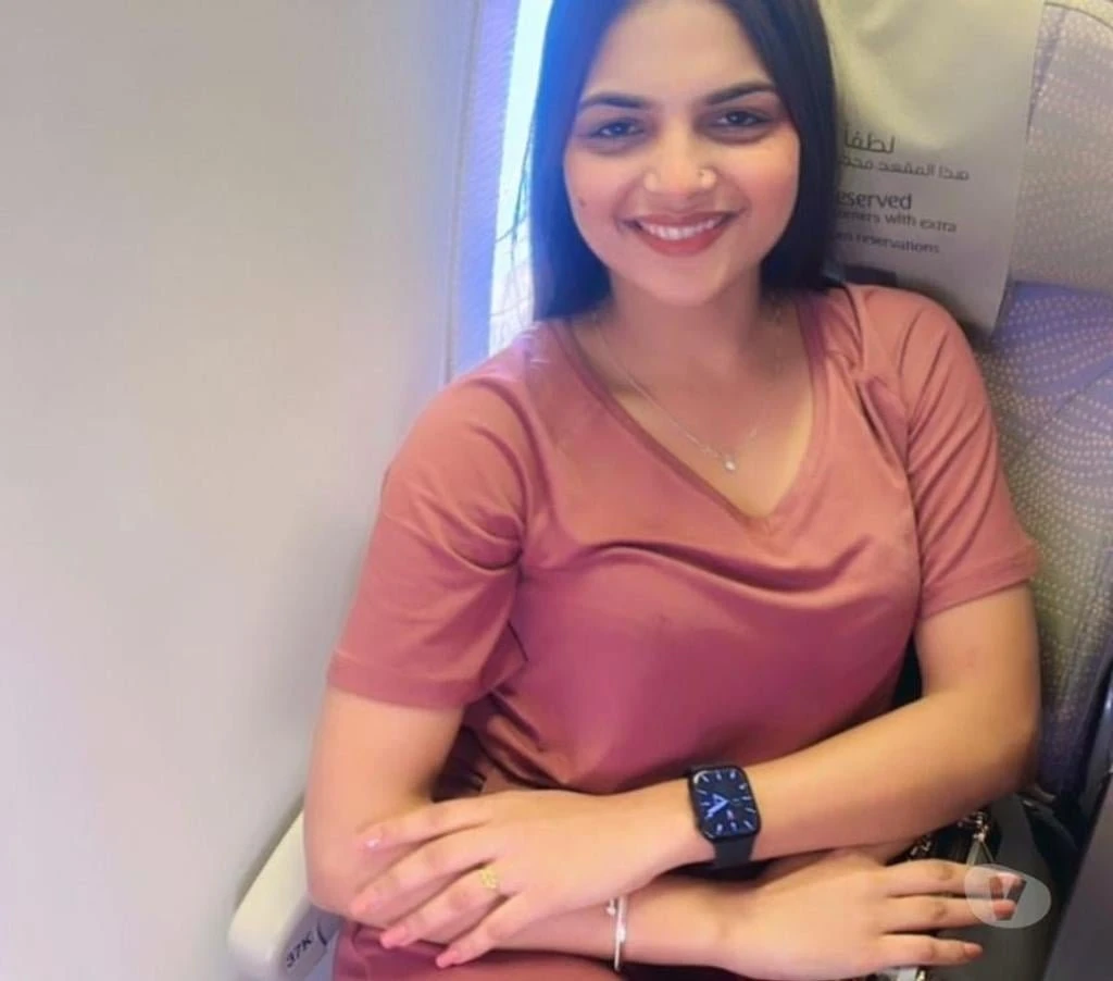 Tanisha Roy – Indian escort in Chennai — 1 / 2