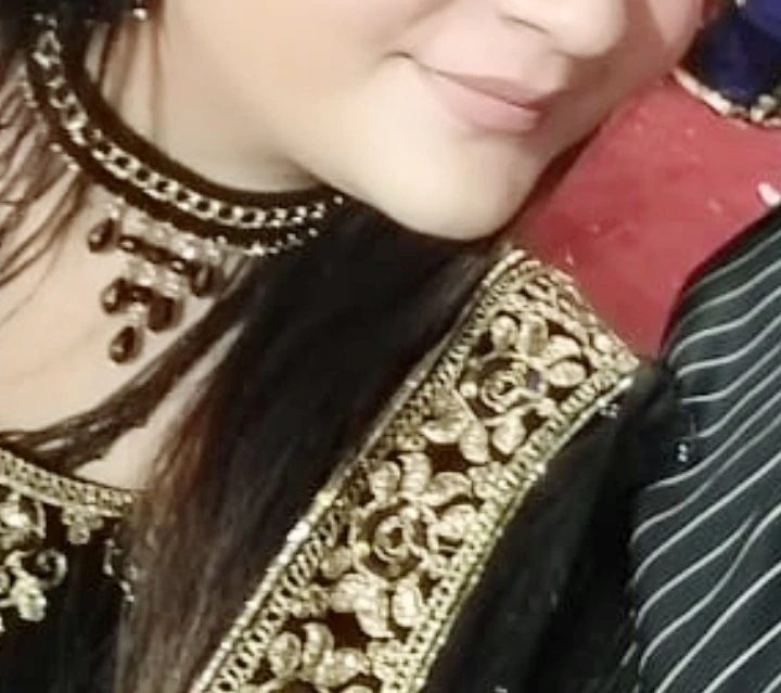 BLONDS/INDIAN 5STAR INCALLS – Ukrainian escort in New Delhi — 2 / 15