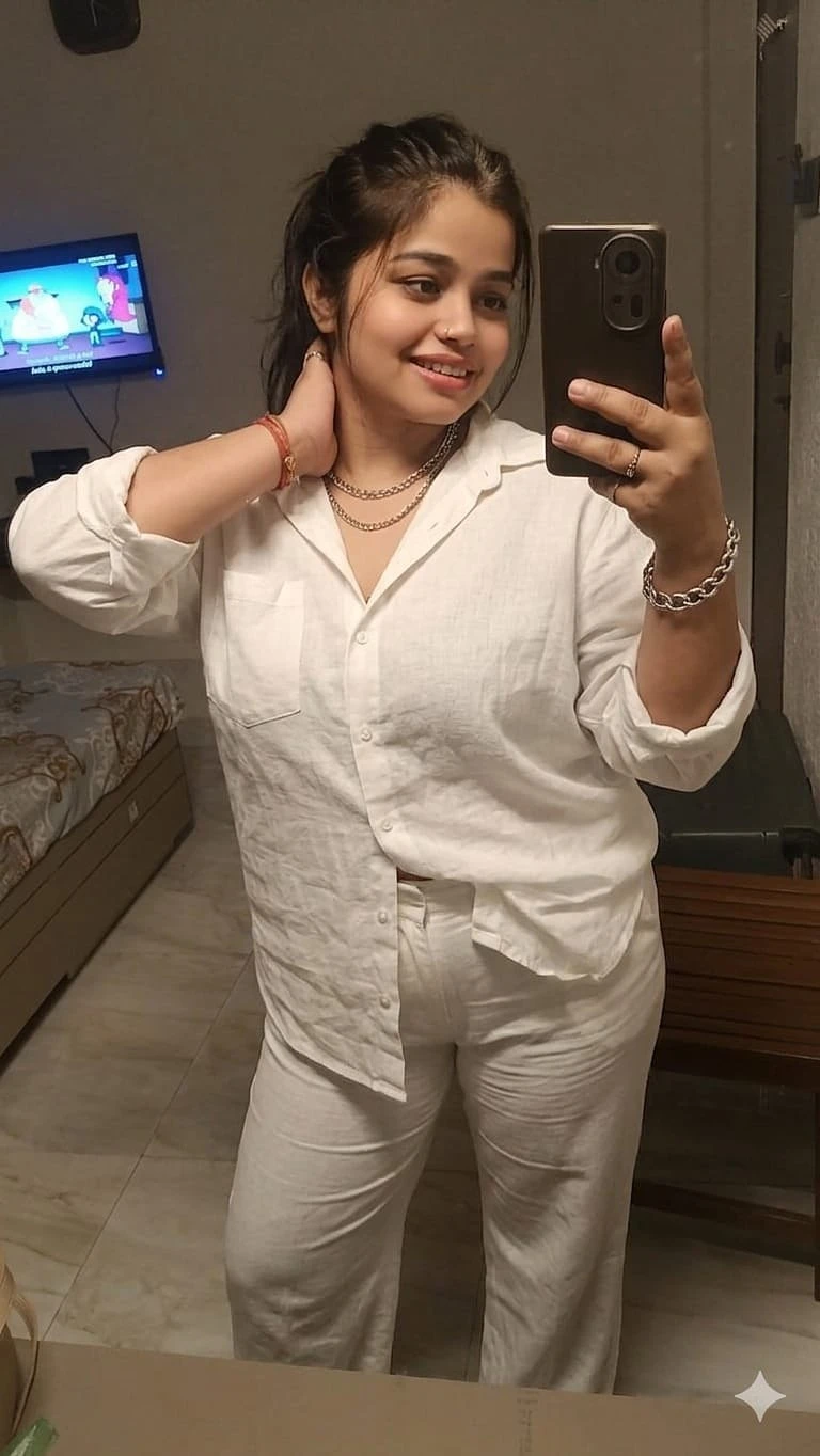 Cash Payment Real 🤝 Meet Service – Indian escort in Surat — 2 / 6