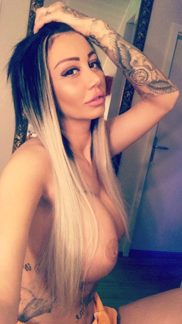 Luisa – Hungarian escort in Malta — 2 / 6