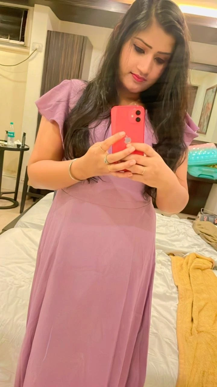Reshami cam show real meet – Indian escort in Mumbai — 1 / 5